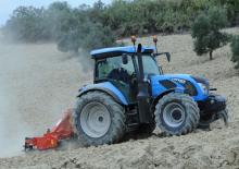Трактори 4WD (задвиждане на четирите колела) Landini 6-120C