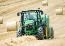 Трактори 4WD (задвиждане на четирите колела) John Deere 6095MC