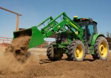 Трактори 4WD (задвиждане на четирите колела) John Deere 6105J