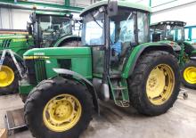 Трактори 4WD (задвиждане на четирите колела) John Deere 6110