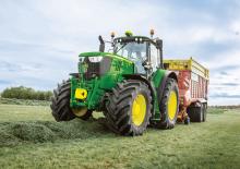 Трактори 4WD (задвиждане на четирите колела) John Deere 6130M
