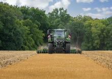 Трактори 4WD (задвиждане на четирите колела) Fendt 620 Vario Profi