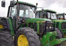 Трактори 4WD (задвиждане на четирите колела) John Deere 6410 Premium