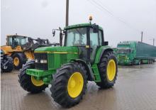 Трактори 4WD (задвиждане на четирите колела) John Deere 6810