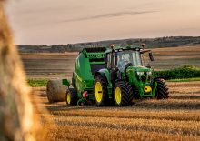 Трактори 4WD (задвиждане на четирите колела) John Deere 6M 130 
