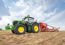 Трактори 4WD (задвиждане на четирите колела) John Deere 6R 215
