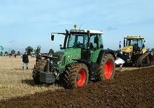 Трактори 4WD (задвиждане на четирите колела) Fendt 714 Vario