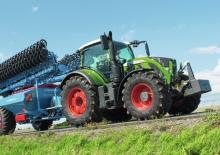 Трактори 4WD (задвиждане на четирите колела) Fendt 714 Vario ProfiPlus
