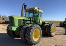 Трактори 4WD (задвиждане на четирите колела) John Deere 7520
