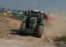 Трактори 4WD (задвиждане на четирите колела) Fendt 826 Vario SCR
