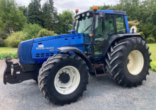 Трактори 4WD (задвиждане на четирите колела) Valtra 8450 HI