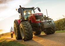 Трактори 4WD (задвиждане на четирите колела) Massey Ferguson 8732	