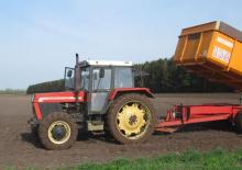 Трактори 4WD (задвиждане на четирите колела) Zetor 9245 AK