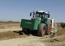 Трактори 4WD (задвиждане на четирите колела) Fendt 933 Vario Power
