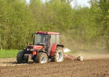 Трактори 4WD (задвиждане на четирите колела) Case IH 940 E