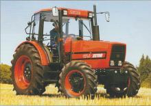 Трактори 4WD (задвиждане на четирите колела) Zetor 9540 S