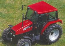 Трактори 4WD (задвиждане на четирите колела) Case IH 975 Basis