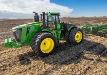 Трактори 4WD (задвиждане на четирите колела) John Deere 9R 540