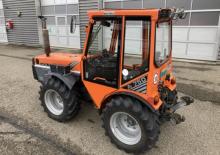 Трактори 4WD (задвиждане на четирите колела) Holder A 750