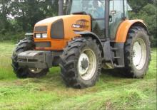 Трактори 4WD (задвиждане на четирите колела) Renault Ares 616 RZ