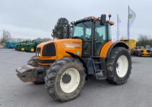 Трактори 4WD (задвиждане на четирите колела) Renault Ares 715 RZ