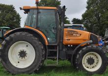 Трактори 4WD (задвиждане на четирите колела) Renault Ares 836 RZ IC