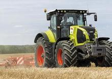Трактори 4WD (задвиждане на четирите колела) Claas Axion 820