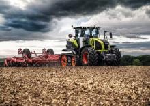 Трактори 4WD (задвиждане на четирите колела) Claas Axion 930 Terra Trac