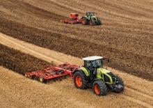 Трактори 4WD (задвиждане на четирите колела) Claas Axion 940 
