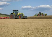 Трактори 4WD (задвиждане на четирите колела) Claas Axion 930