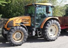 Трактори 4WD (задвиждане на четирите колела) Renault Celtis 436 Profi