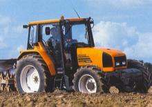 Трактори 4WD (задвиждане на четирите колела) Renault Ceres 310