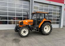 Трактори 4WD (задвиждане на четирите колела) Renault Ceres 325 X