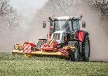 Трактори 4WD (задвиждане на четирите колела) Steyr CVT 6135 Twin Drive