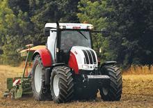 Трактори 4WD (задвиждане на четирите колела) Steyr CVT 6145 Basis