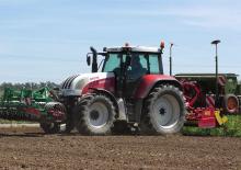Трактори 4WD (задвиждане на четирите колела) Steyr CVT 6155 Twin Drive