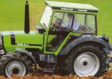 Трактори 4WD (задвиждане на четирите колела) DEUTZ-FAHR DX 4.30