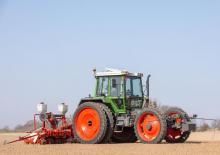 Трактори 4WD (задвиждане на четирите колела) Fendt F 395 GHA