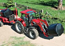Трактори 4WD (задвиждане на четирите колела) Case IH Farmall 115 U EP Profi