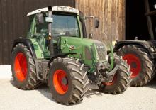 Трактори 4WD (задвиждане на четирите колела) Fendt Farmer 409 Vario