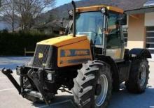 Трактори 4WD (задвиждане на четирите колела) JCB Fastrac 130 T 65
