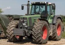 Трактори 4WD (задвиждане на четирите колела) Fendt Favorit 926 A