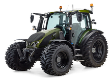 Трактори 4WD (задвиждане на четирите колела) Valtra G135H