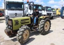 Трактори 4WD (задвиждане на четирите колела) Hürlimann H 351 DT