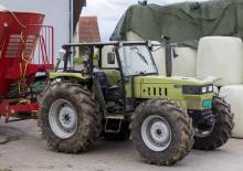 Трактори 4WD (задвиждане на четирите колела) Hürlimann H 468.4 DT Clup