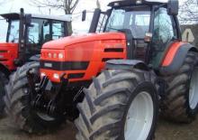 Трактори 4WD (задвиждане на четирите колела) SAME Iron 200 DCR
