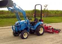 Трактори 4WD (задвиждане на четирите колела) LS J23 HST
