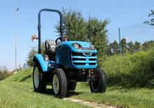 Трактори 4WD (задвиждане на четирите колела) LS J23 HST