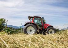 Трактори 4WD (задвиждане на четирите колела) Lindner Lintrac 115 LS