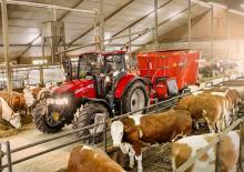 Трактори 4WD (задвиждане на четирите колела) Case IH Luxxum 120 Basis